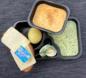 Matlåda med tillbehör Matlåda med tillbehör